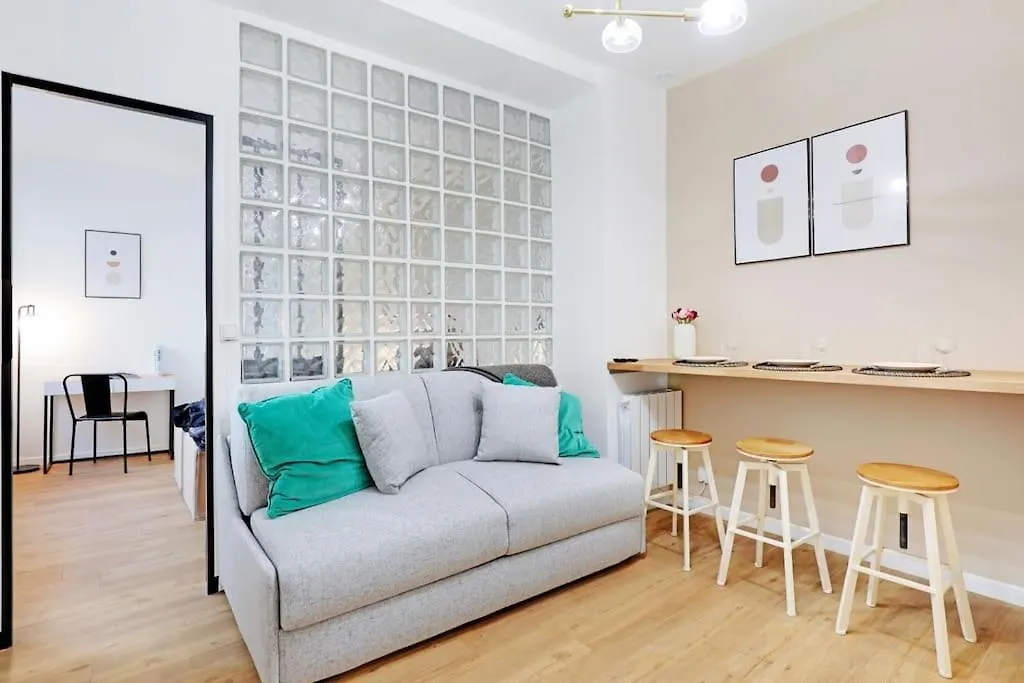 Charming For 4 People - Le Marais Paříž